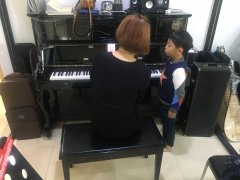 青岛市李沧区声乐寒假培训班。